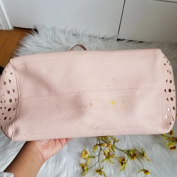Bath & Body Works Pink Blush Metalic Tote Bag.... - Picture 14 of 16